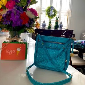 Brahmin Melbourne Crossbody. The perfect Lilly Pulitzer Accessory.